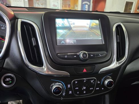 Used 2018 Chevrolet Equinox LT image 20