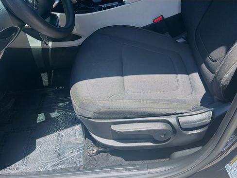 Used 2023 Hyundai Tucson SE AWD/4WD image 15