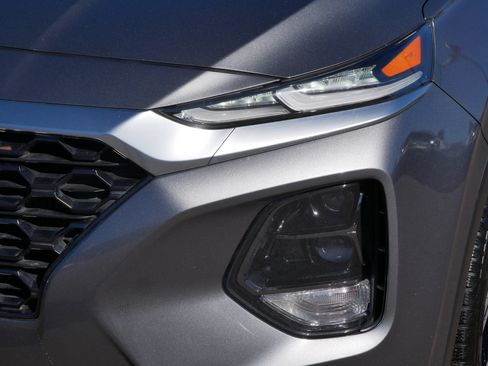 Used 2019 Hyundai Santa Fe Limited image 16
