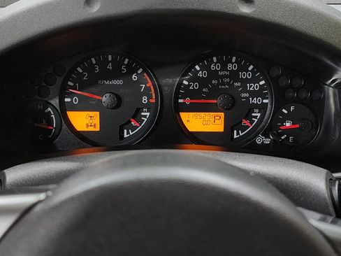 Used 2011 Nissan Frontier SV w/ SV Premium Utility Pkg AWD/4WD image 19