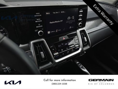 Certified 2021 Kia Sorento S w/ Panoramic Sunroof Package image 24