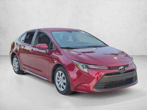 Certified 2024 Toyota Corolla LE FWD image 3