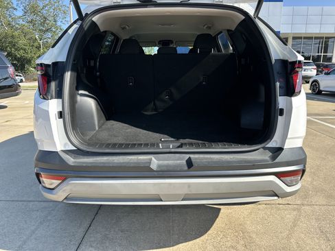 Used 2025 Hyundai Tucson SEL FWD image 19