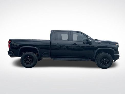 Used 2026 Chevrolet Silverado 2500 ZR2 AWD/4WD image 7