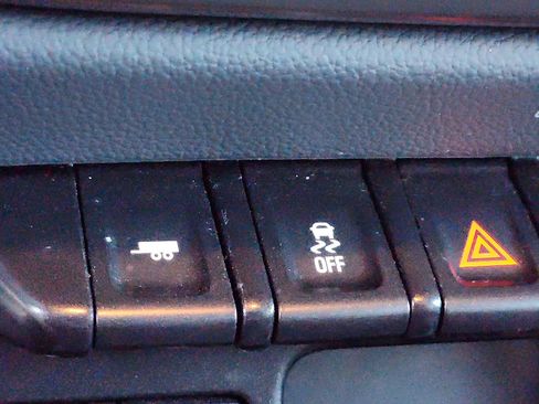 Used 2021 Chevrolet Colorado Z71 image 24