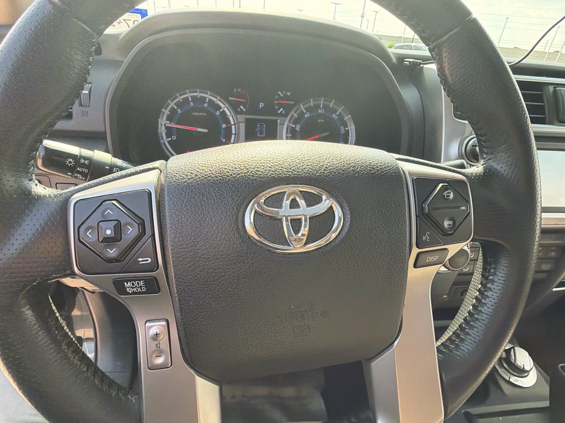 Used 2015 Toyota 4Runner Limited AWD/4WD image 15