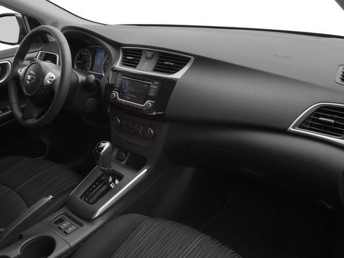Used 2016 Nissan Sentra SV w/ Style Package FWD image 19