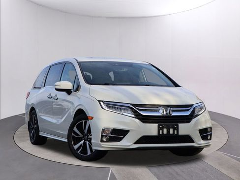 Used 2018 Honda Odyssey Elite image 1