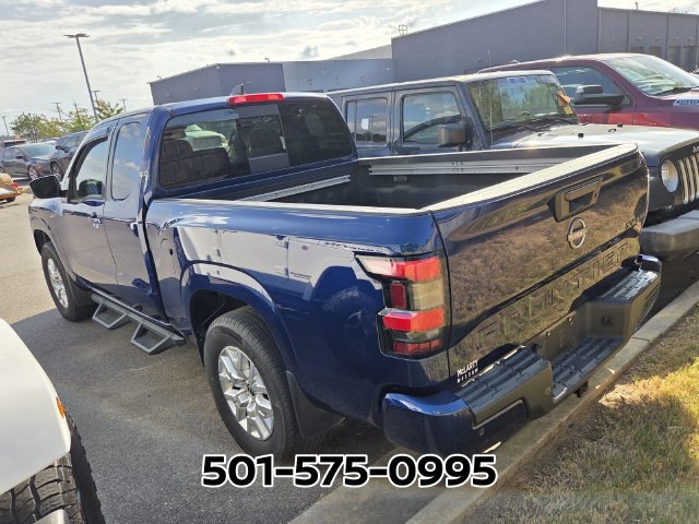 Used 2023 Nissan Frontier SV w/ SV Convenience Package AWD/4WD image 2
