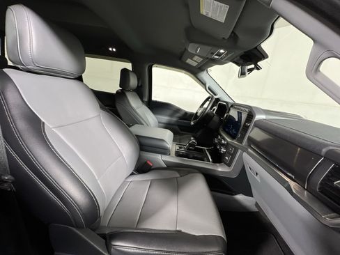 Used 2022 Ford F150 Lariat RWD image 25