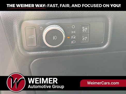 Used 2020 Ford Explorer XLT w/ Equipment Group 202A AWD/4WD image 26