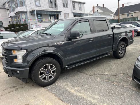 Used 2017 Ford F150 XLT w/ Equipment Group 301A Mid image 22