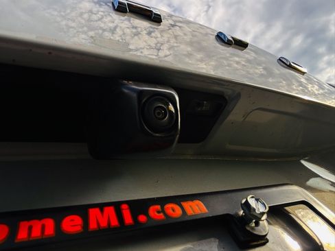 Used 2025 Ford Escape ST-Line FWD image 10