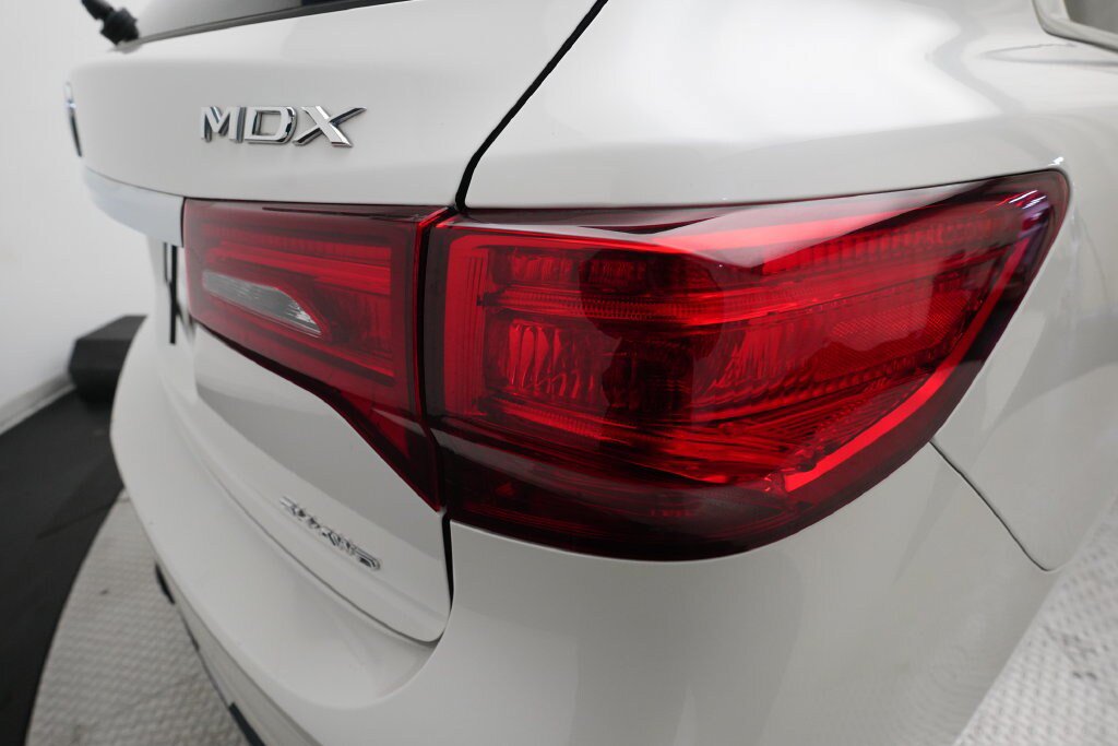 Used 2019 Acura MDX SH-AWD image 34