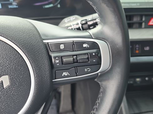Certified 2023 Kia Sportage X-Line w/ X-Line Premium Package AWD/4WD image 32