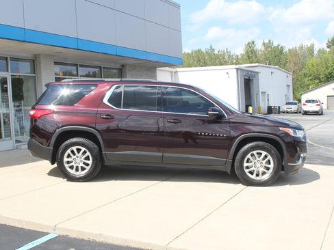 Used 2020 Chevrolet Traverse LT FWD image 5