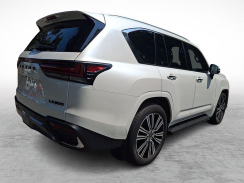 New 2026 Lexus LX 600 4WD w/ Luxury Package image 4
