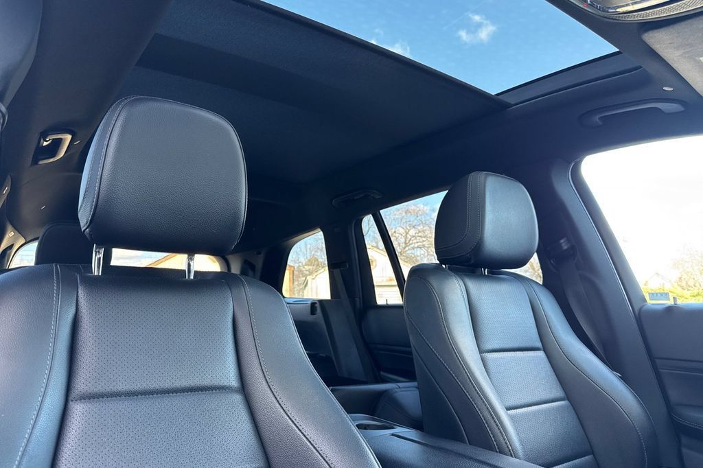 Used 2022 Mercedes-Benz GLS 450 4MATIC image 21