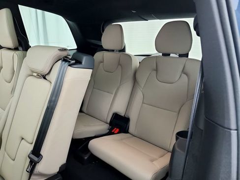 New 2026 Volvo XC90 T8 Plus w/ Protection Package Premier AWD/4WD image 25