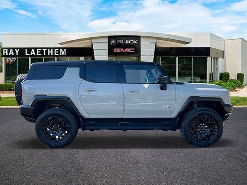 New 2026 GMC Hummer EV SUV image 6