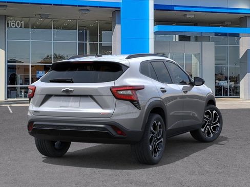 New 2026 Chevrolet Trax RS w/ Sunroof Package image 4