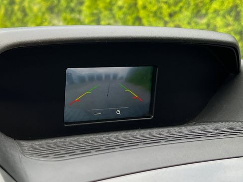 Used 2018 Ford Transit 150 XLT image 20