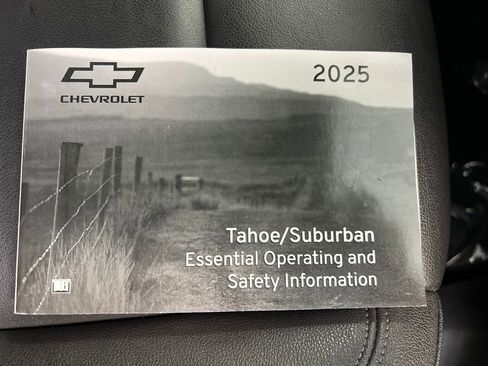 Used 2025 Chevrolet Tahoe LT image 28