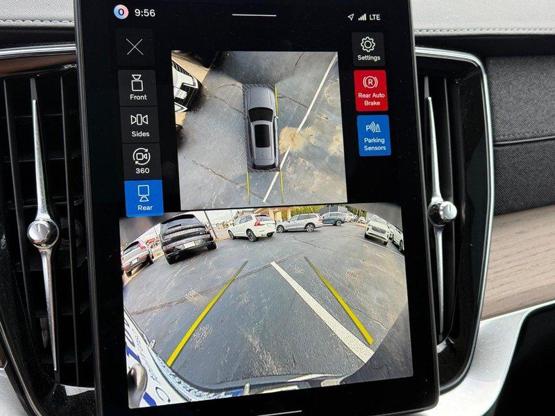 New 2026 Volvo XC90 T8 Plus w/ Protection Package Premier AWD/4WD image 17