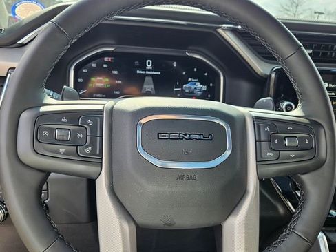 Used 2025 GMC Sierra 1500 Denali image 23