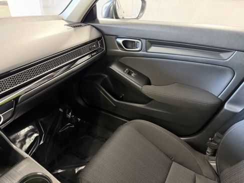 Used 2025 Honda Civic LX image 21