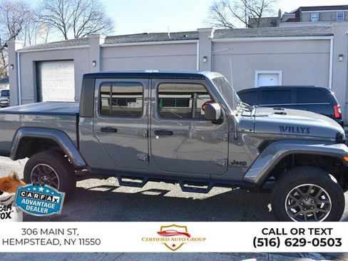 Used 2022 Jeep Gladiator Willys image 5
