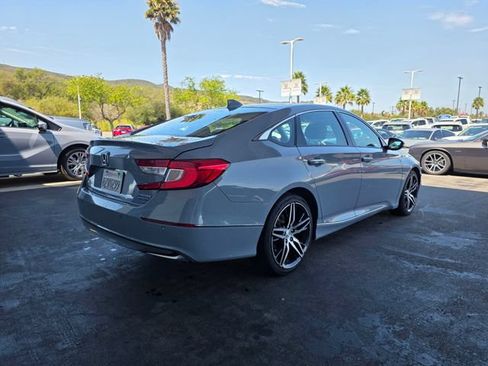 Used 2022 Honda Accord Touring image 7