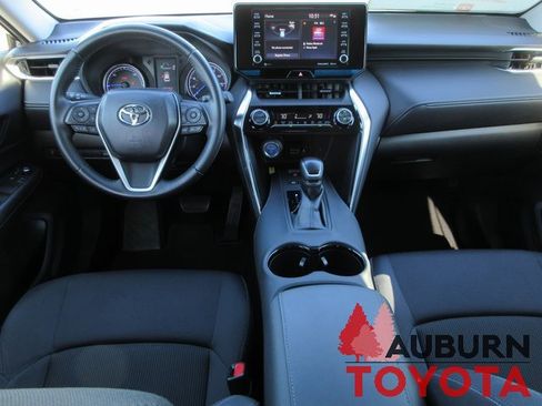 Certified 2021 Toyota Venza LE image 10