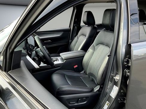 Used 2025 MAZDA CX-90 3.3 Turbo w/ Preferred Package image 21