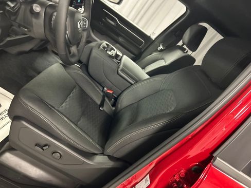 New 2026 RAM 1500 4x4 Crew Cab image 10