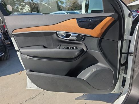 Certified 2023 Volvo XC90 T8 Plus w/ Protection Package image 38