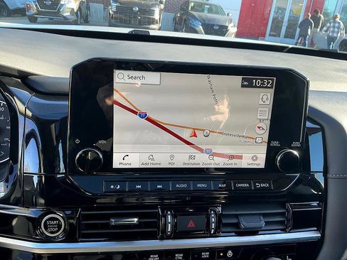 Certified 2024 Nissan Pathfinder SL w/ SL Premium Package image 17