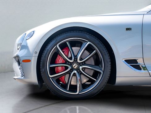 Used 2020 Bentley Continental GT AWD/4WD image 19