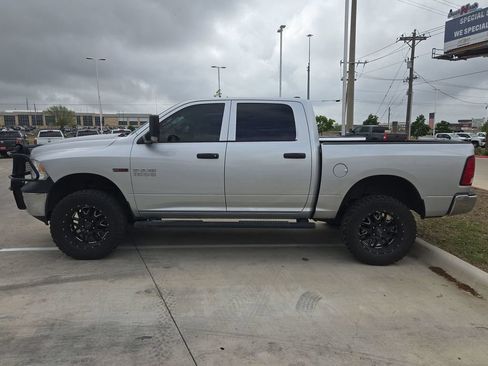 Used 2018 RAM 1500 Tradesman w/ Popular Equipment Group AWD/4WD image 4