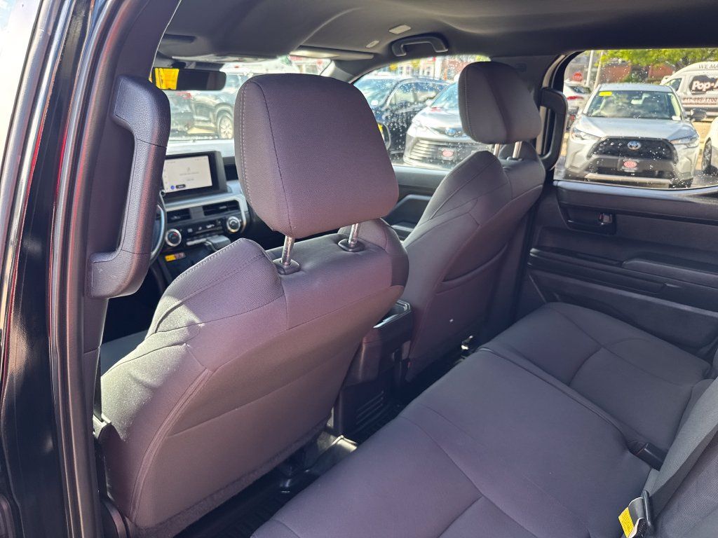 Used 2024 Toyota Tacoma SR5 AWD/4WD image 38