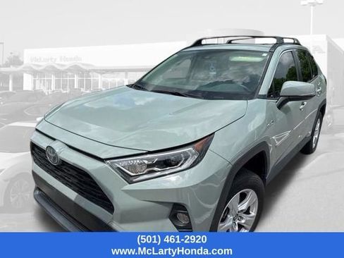 Used 2021 Toyota RAV4 XLE w/ Convenience Package AWD/4WD image 2