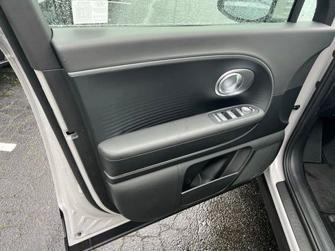 New 2026 Hyundai Ioniq 9 S RWD image 9