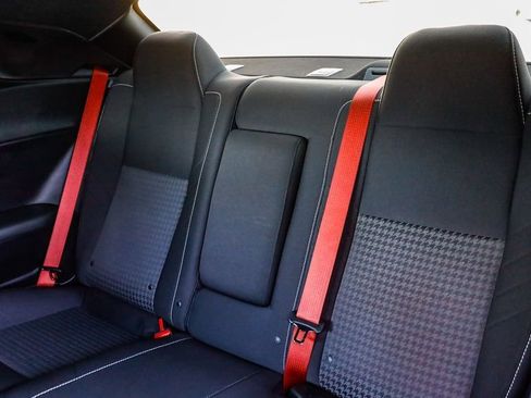 Used 2019 Dodge Challenger SRT Hellcat image 19