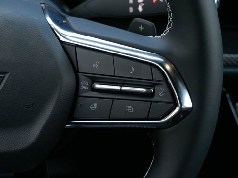 New 2026 Chevrolet Traverse High Country w/ LPO, Floor Liner Package image 24