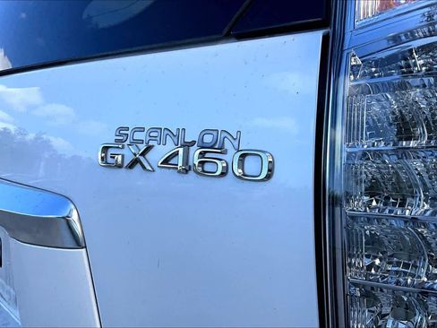 Used 2023 Lexus GX 460 Luxury image 9