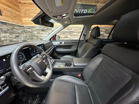 Used 2024 Hyundai Santa Fe Limited image 11