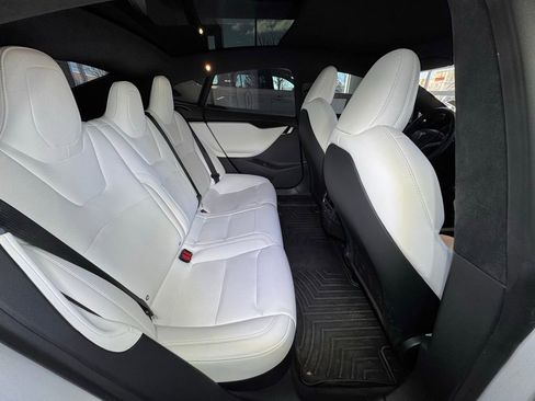 Used 2021 Tesla Model S Performance image 46