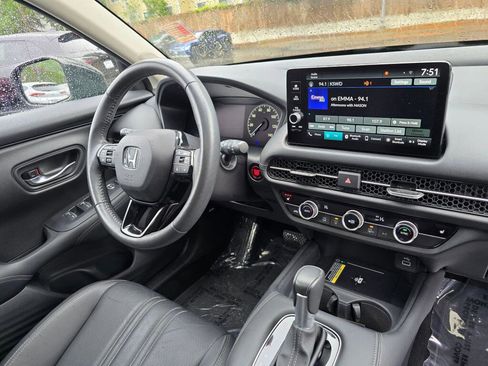 Certified 2024 Honda HR-V EX-L image 9