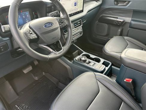 New 2026 Ford Maverick Lobo image 10