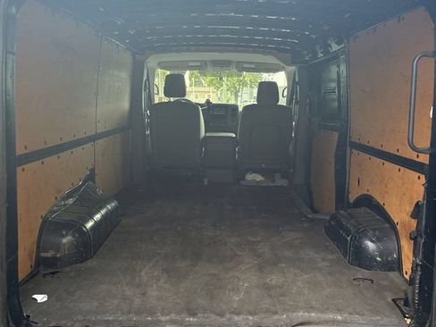 Used 2021 Nissan NV 2500 SV RWD image 13